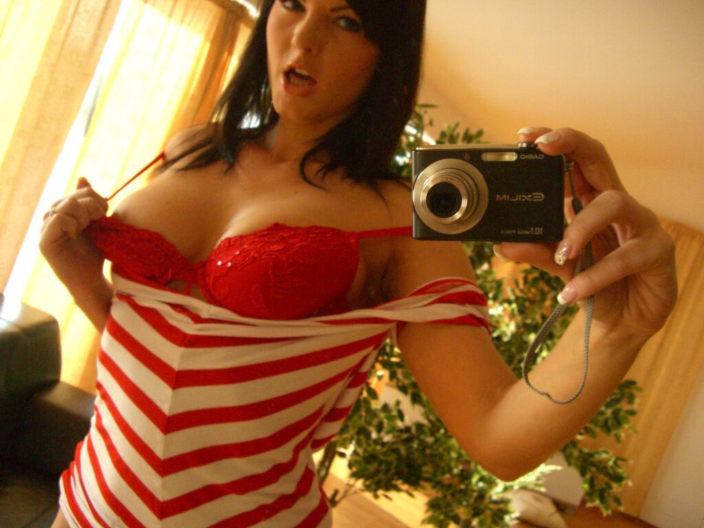 Deutsche Amateur Sexvideos mit Outdoor Clips